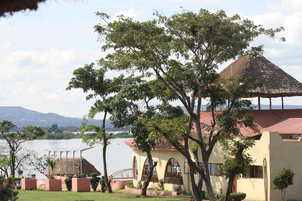 Samuka Island Retreat Villa Jinja Exterior photo