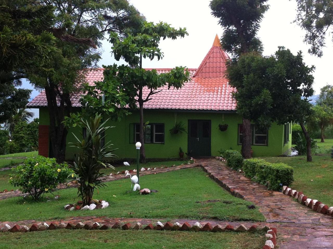 Samuka Island Retreat Villa Jinja Exterior photo
