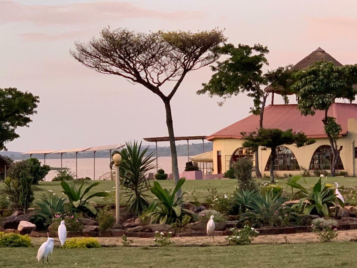 Samuka Island Retreat Villa Jinja Exterior photo